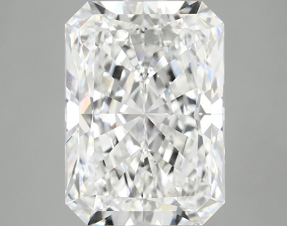 4.16 Carat Radiant Shaped Ideal Cut VVS2 IGI Certified Lab Grown Diamond