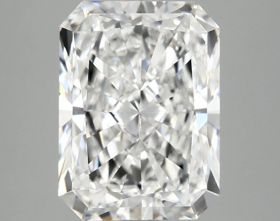 3.92 Carat Radiant Shaped Excellent Cut VVS2 IGI Certified Lab Grown Diamond