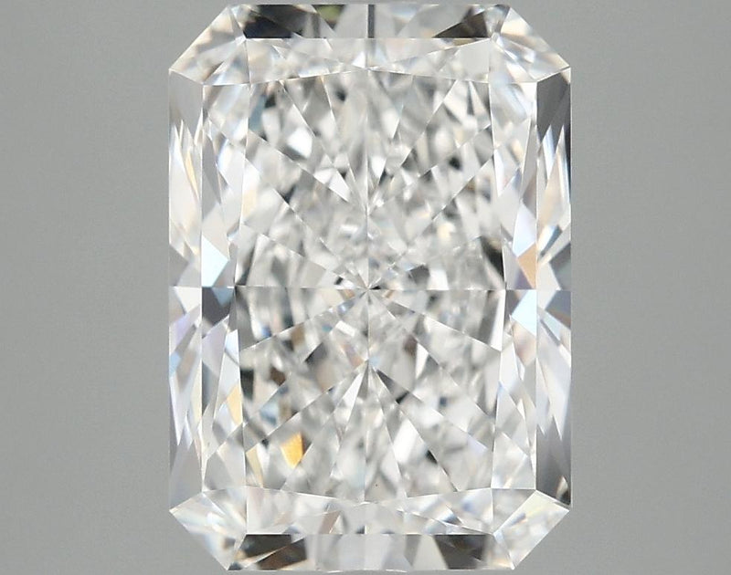 4.04 Carat Radiant Shaped Ideal Cut VVS2 IGI Certified Lab Grown Diamond