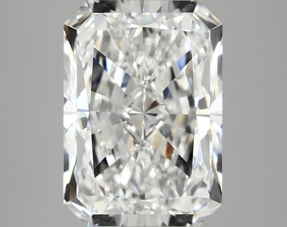 4.14 Carat Radiant Shaped Ideal Cut VVS2 IGI Certified Lab Grown Diamond