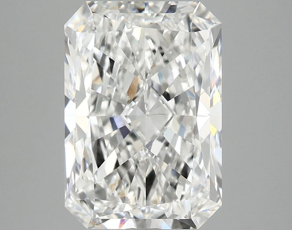 3.89 Carat Radiant Shaped Ideal Cut VVS2 IGI Certified Lab Grown Diamond