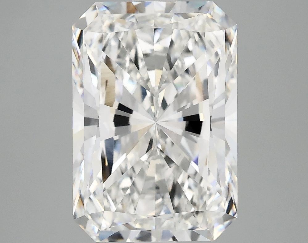 3.9 Carat Radiant Shaped Ideal Cut VVS2 IGI Certified Lab Grown Diamond