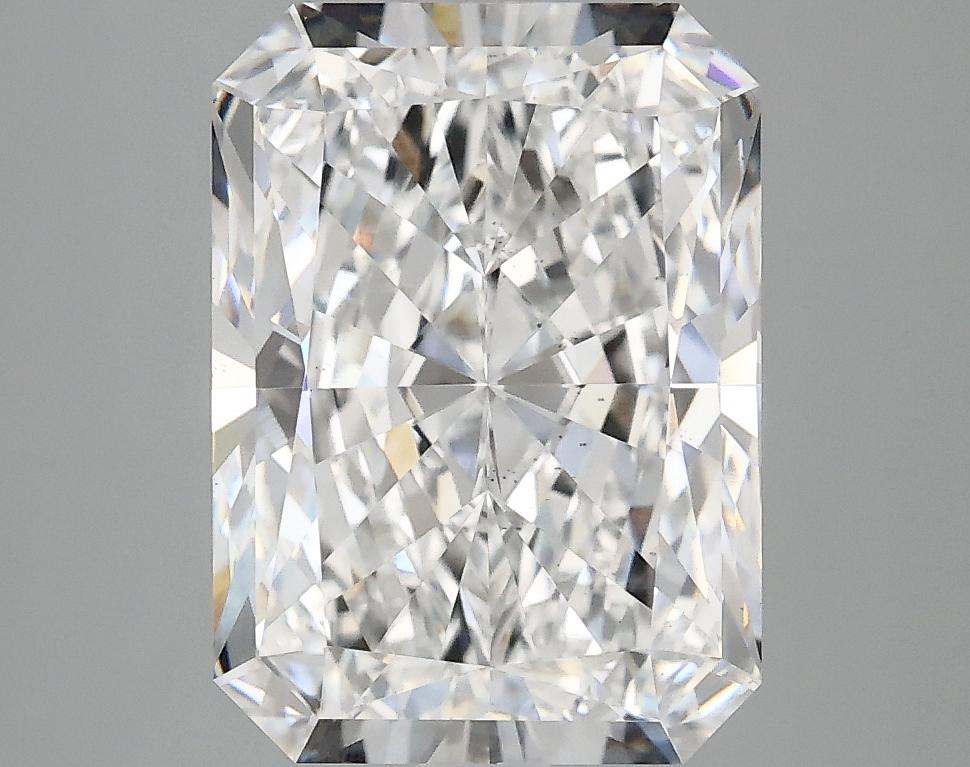 4.02 Carat Radiant Shaped Excellent Cut VS2 IGI Certified Lab Grown Diamond