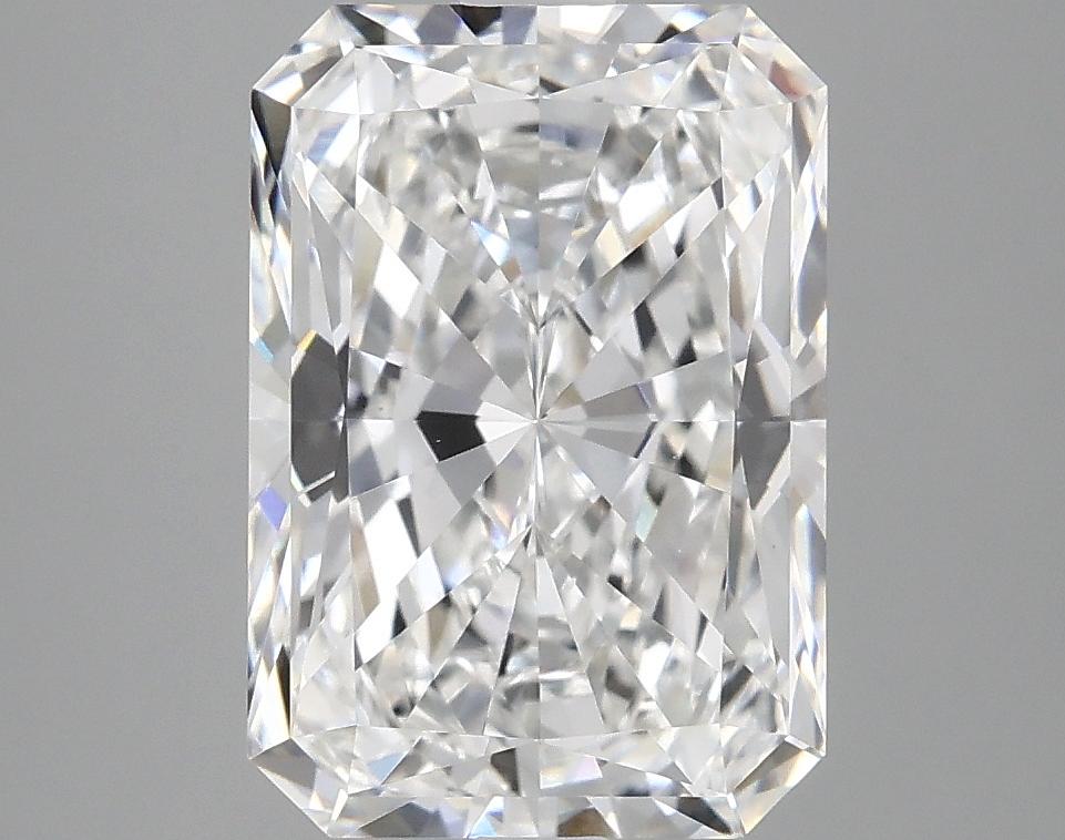3.86 Carat Radiant Shaped Ideal Cut VVS2 IGI Certified Lab Grown Diamond