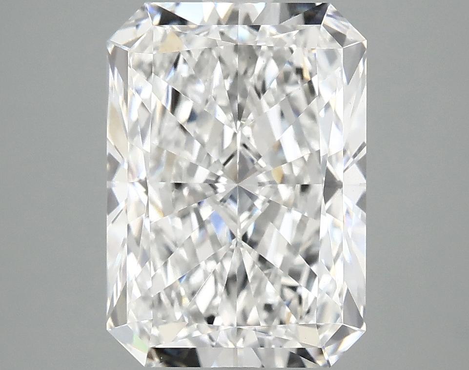 3.96 Carat Radiant Shaped Ideal Cut VS1 IGI Certified Lab Grown Diamond