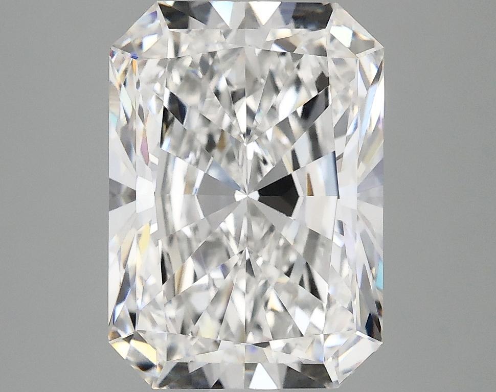 3.82 Carat Radiant Shaped Ideal Cut VVS2 IGI Certified Lab Grown Diamond