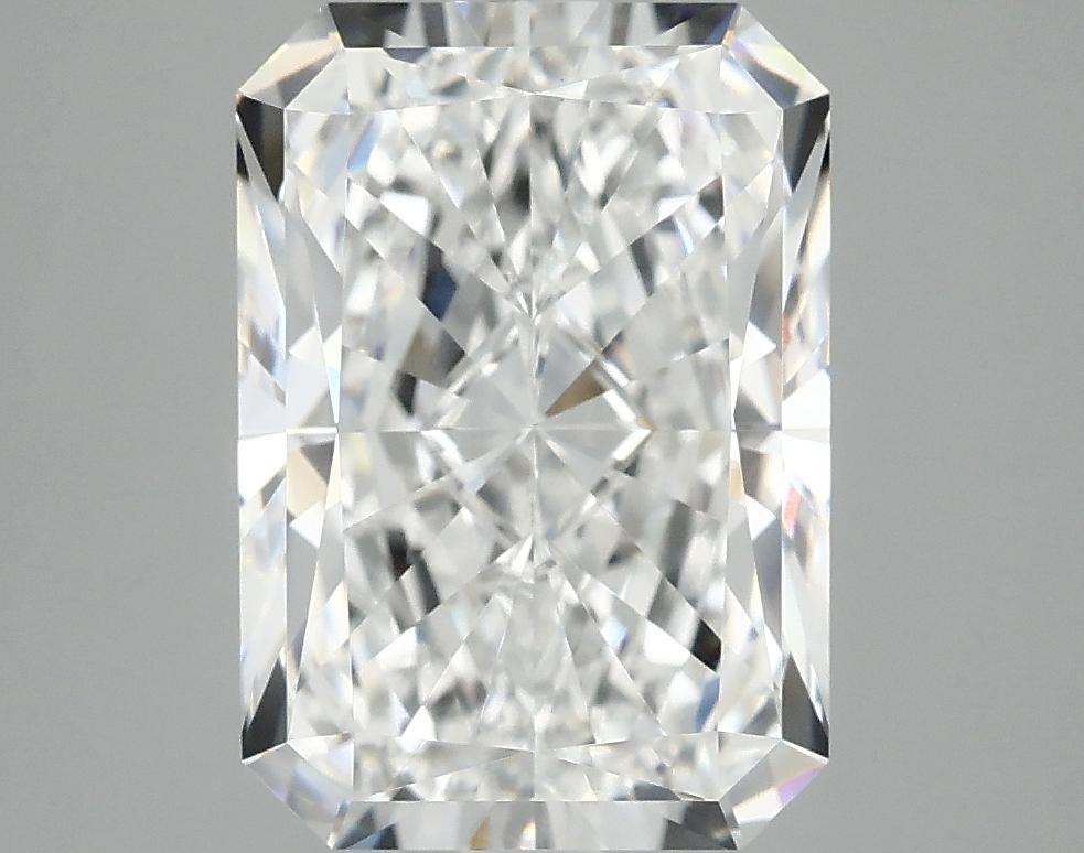 4.05 Carat Radiant Shaped Ideal Cut VVS2 IGI Certified Lab Grown Diamond