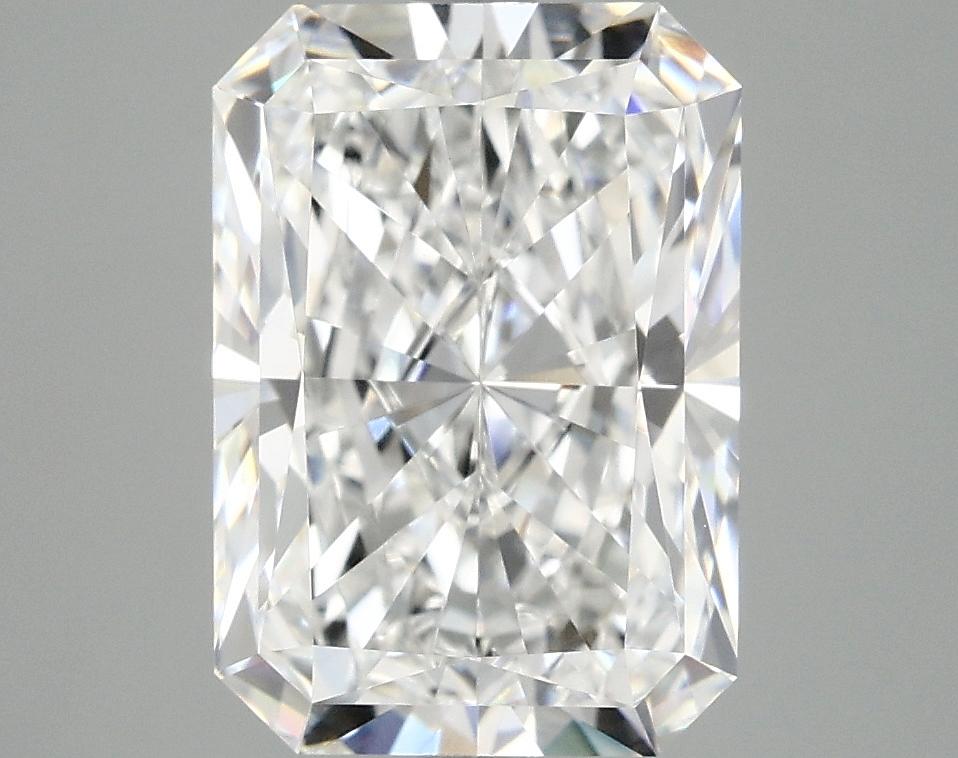 4.15 Carat Radiant Shaped Ideal Cut VVS2 IGI Certified Lab Grown Diamond