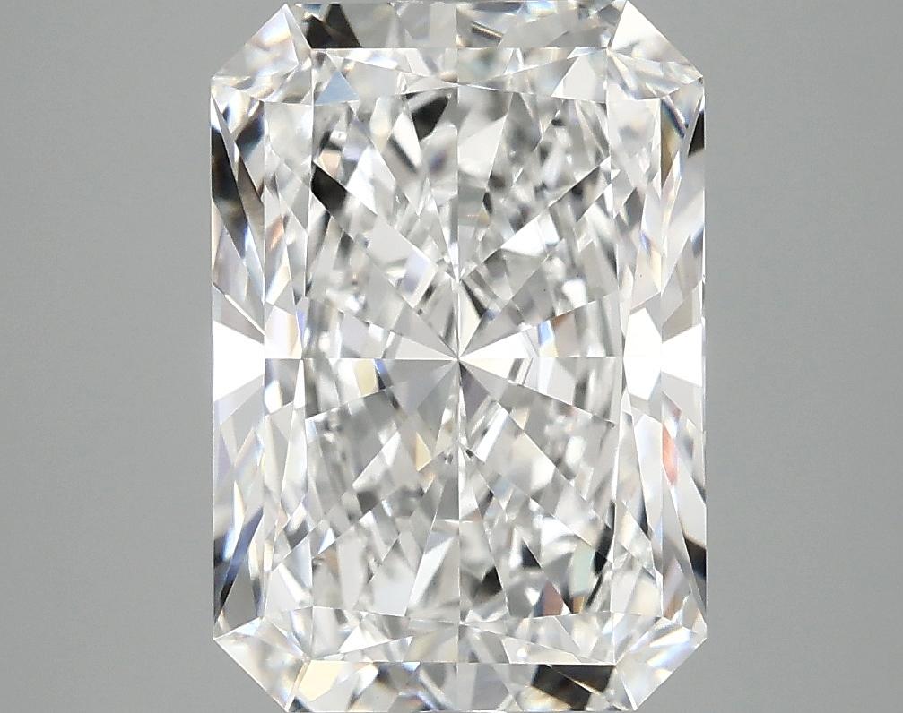 4.15 Carat Radiant Shaped Ideal Cut VS1 IGI Certified Lab Grown Diamond