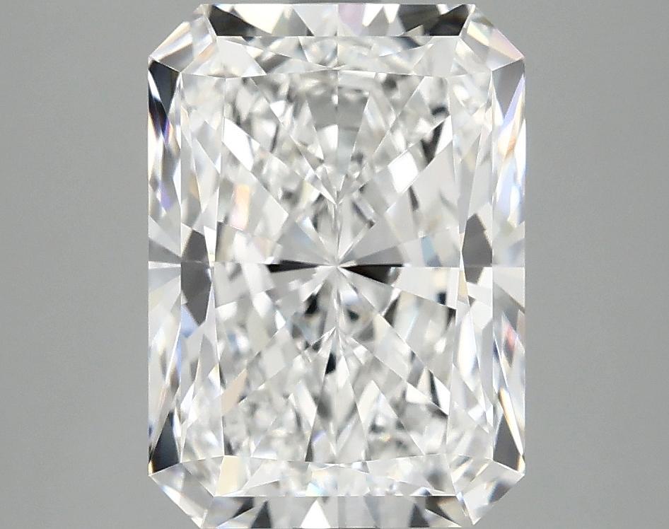 4.1 Carat Radiant Shaped Ideal Cut VVS2 IGI Certified Lab Grown Diamond