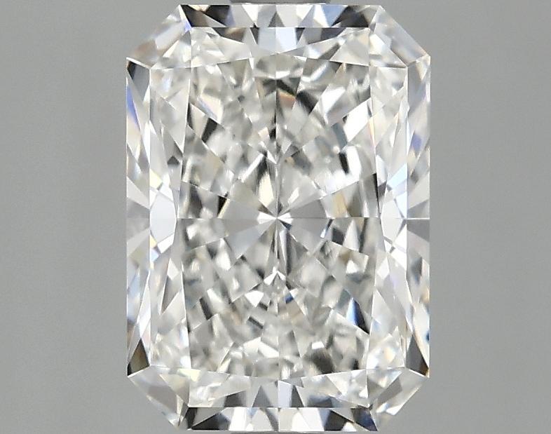 2.1 Carat Radiant Shaped Ideal Cut VVS2 IGI Certified Lab Grown Diamond
