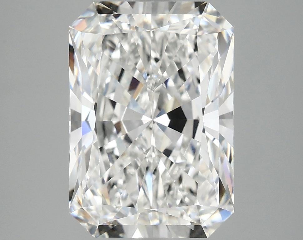 3.87 Carat Radiant Shaped Ideal Cut VVS2 IGI Certified Lab Grown Diamond