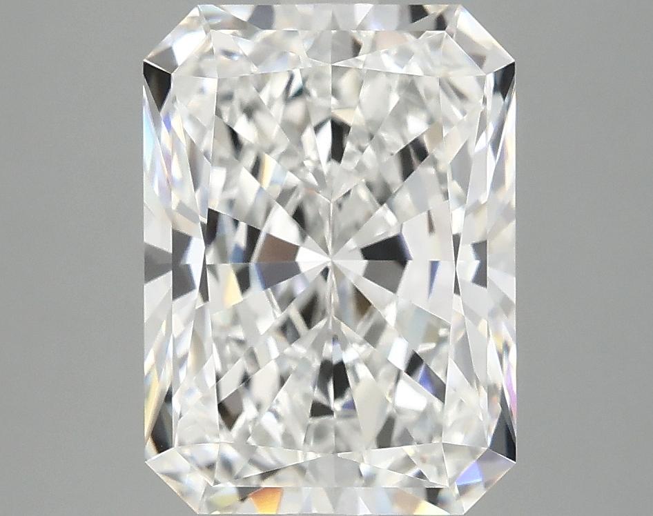 3.91 Carat Radiant Shaped Excellent Cut VVS2 IGI Certified Lab Grown Diamond