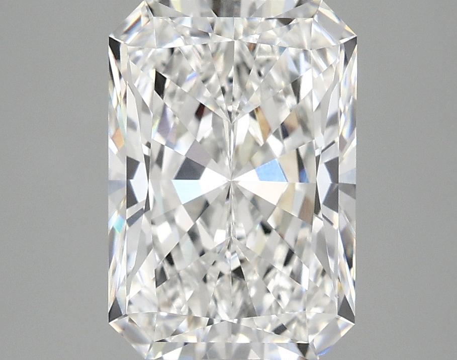 3.09 Carat Radiant Shaped Ideal Cut VVS2 IGI Certified Lab Grown Diamond