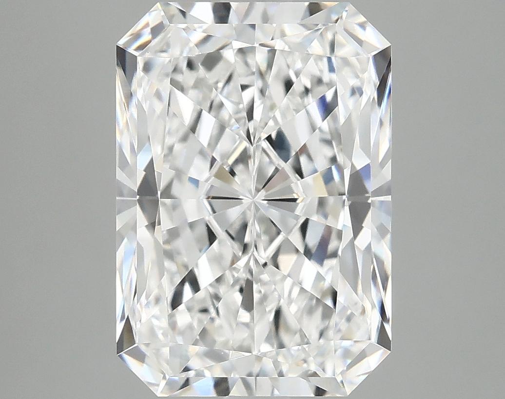 4.05 Carat Radiant Shaped Ideal Cut VVS2 IGI Certified Lab Grown Diamond
