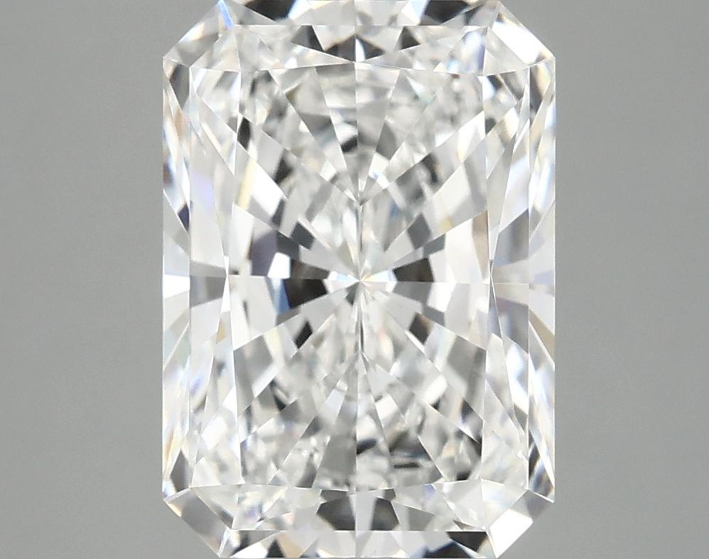 4.01 Carat Radiant Shaped Ideal Cut VS1 IGI Certified Lab Grown Diamond