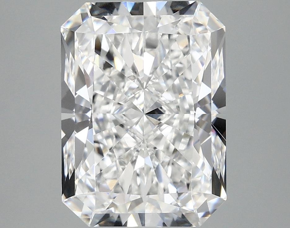 4.03 Carat Radiant Shaped Excellent Cut VVS2 IGI Certified Lab Grown Diamond