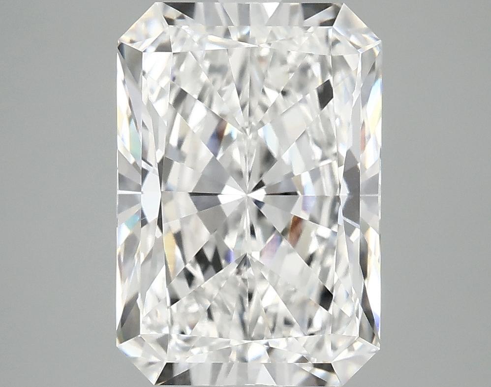 4.19 Carat Radiant Shaped Ideal Cut VVS2 IGI Certified Lab Grown Diamond