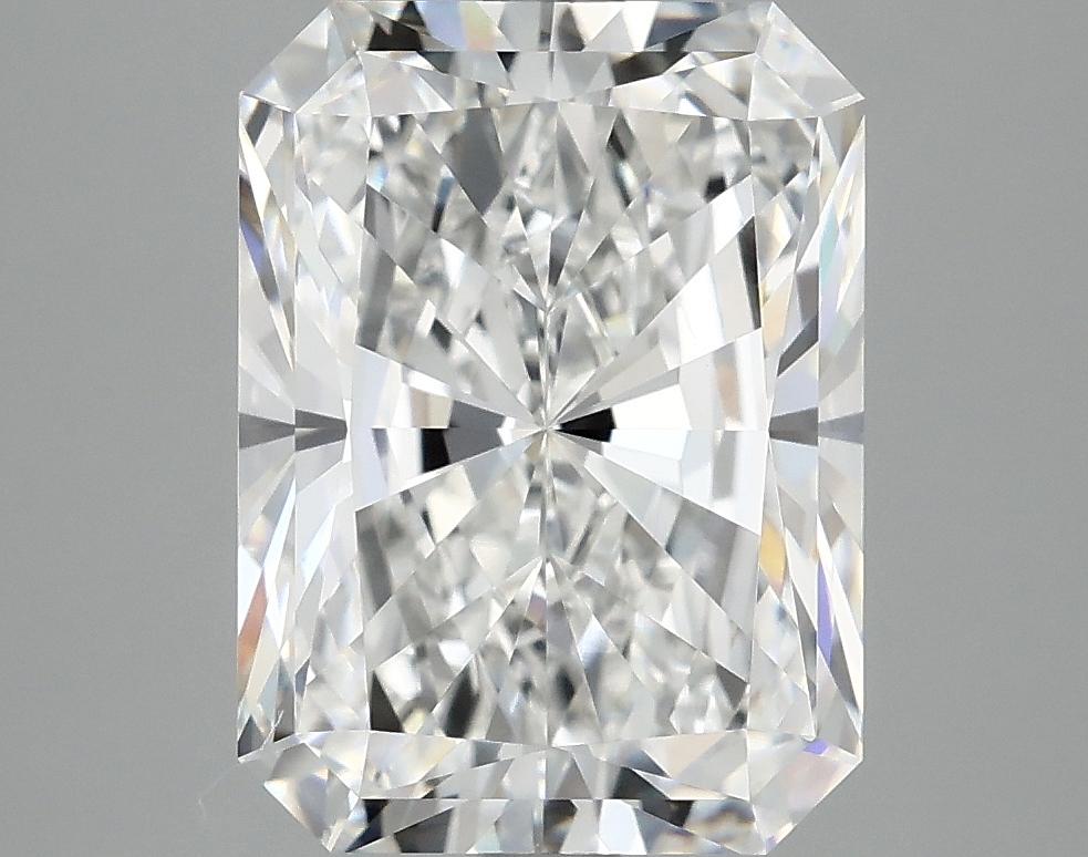 3.9 Carat Radiant Shaped Excellent Cut VVS2 IGI Certified Lab Grown Diamond