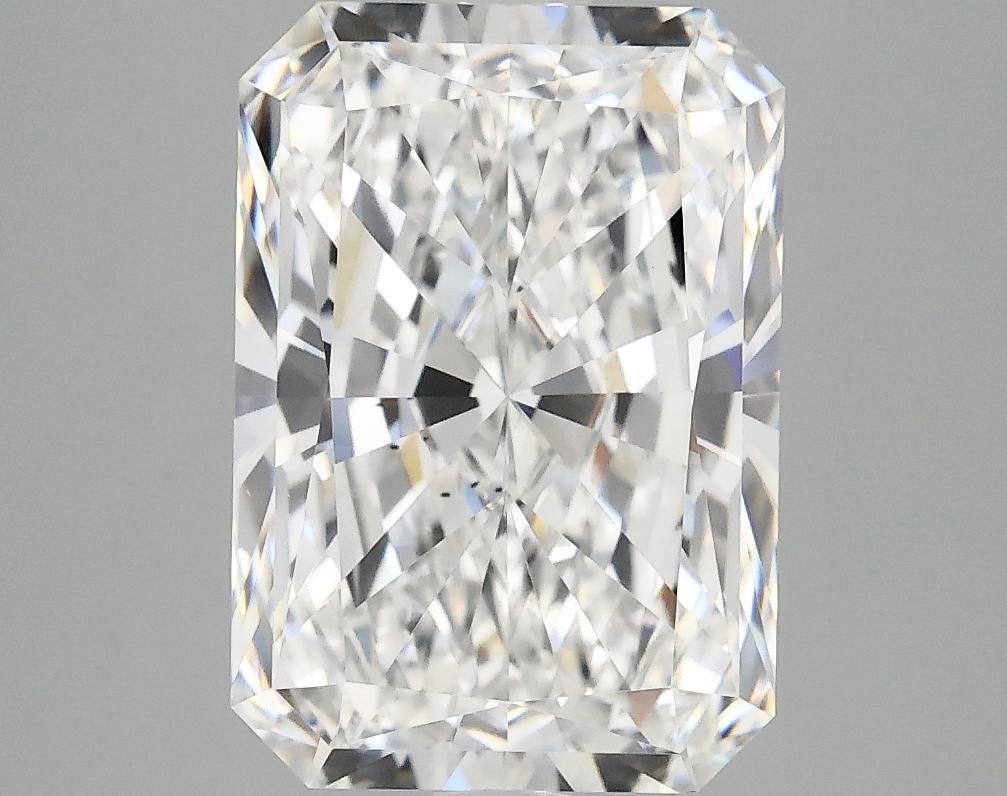 4.07 Carat Radiant Shaped Ideal Cut VS2 IGI Certified Lab Grown Diamond