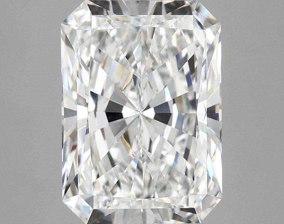 3.96 Carat Radiant Shaped Ideal Cut VS1 IGI Certified Lab Grown Diamond