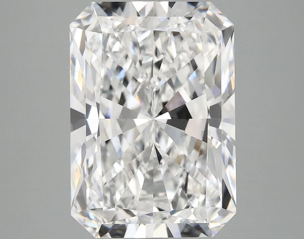 4.47 Carat Radiant Shaped Ideal Cut VVS2 IGI Certified Lab Grown Diamond