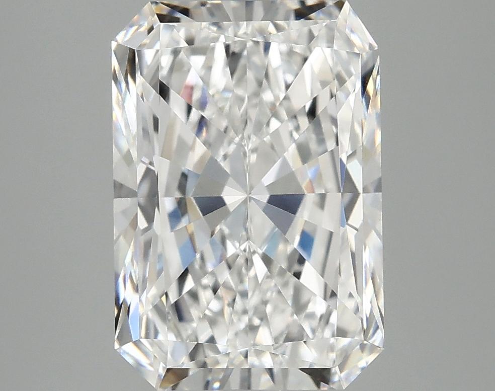 4.0 Carat Radiant Shaped Ideal Cut VVS2 IGI Certified Lab Grown Diamond