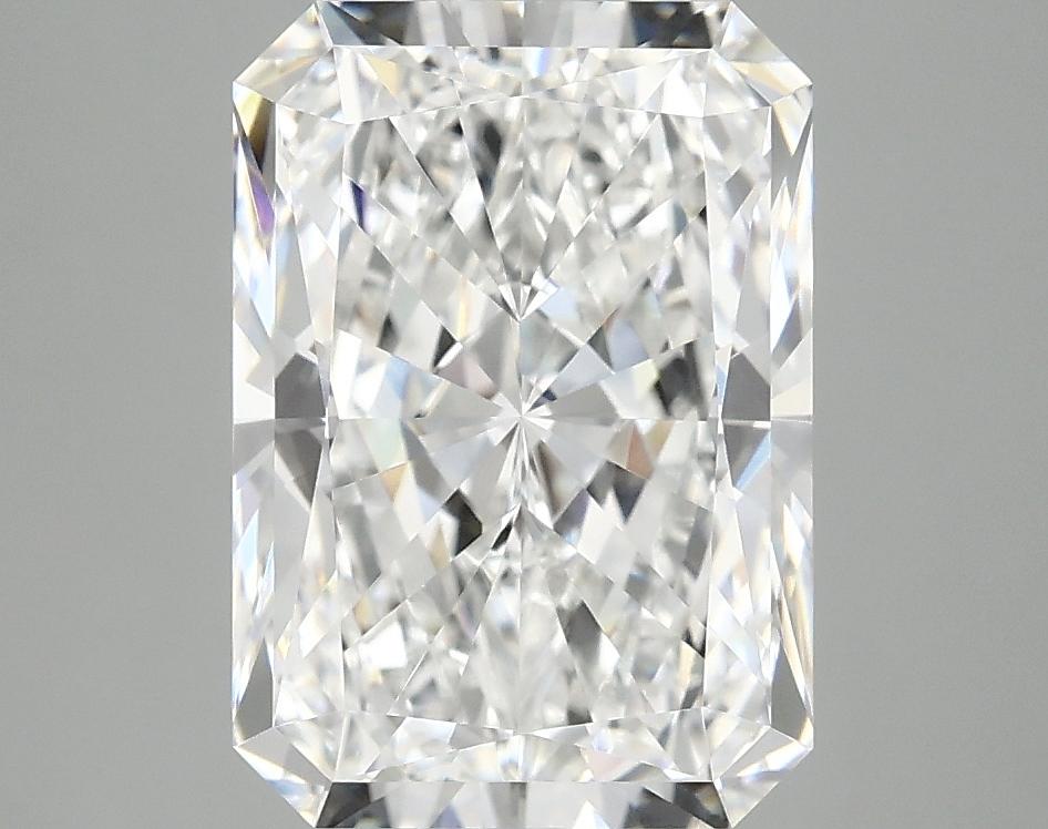 4.02 Carat Radiant Shaped Ideal Cut VVS2 IGI Certified Lab Grown Diamond