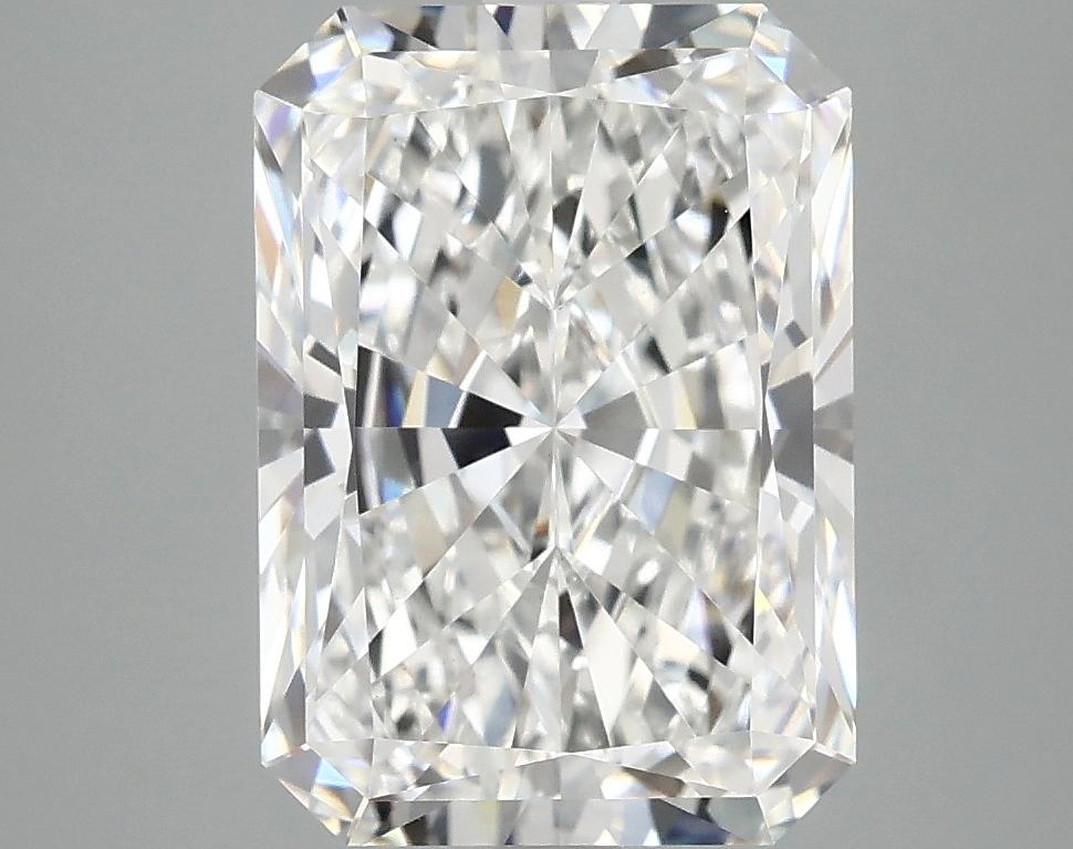 4.04 Carat Radiant Shaped Ideal Cut VVS2 IGI Certified Lab Grown Diamond