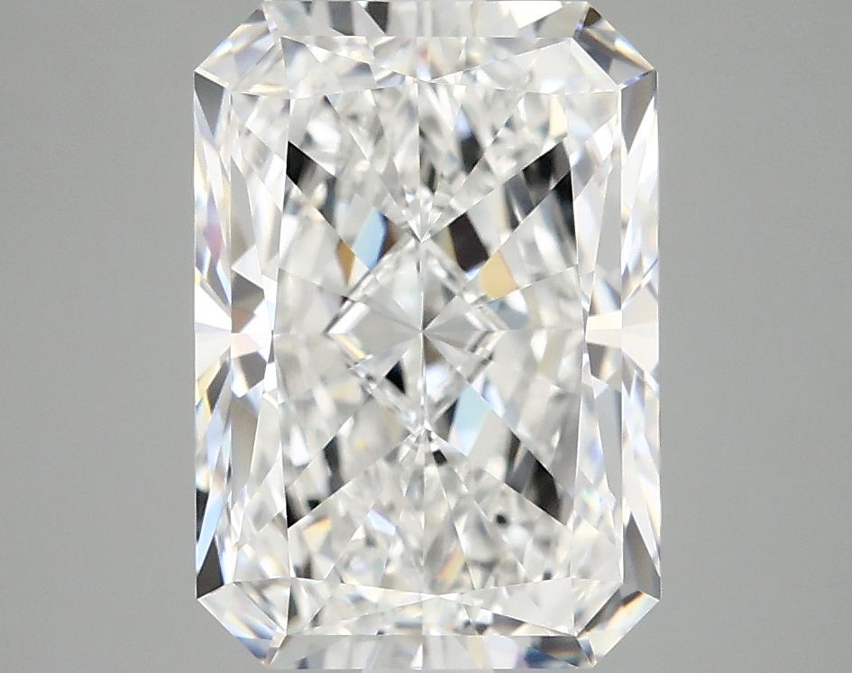 4.05 Carat Radiant Shaped Ideal Cut VS1 IGI Certified Lab Grown Diamond