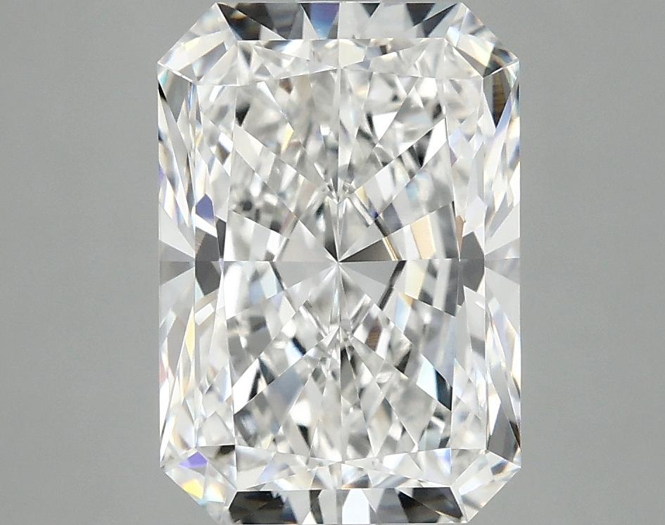 4.1 Carat Radiant Shaped Ideal Cut VVS2 IGI Certified Lab Grown Diamond