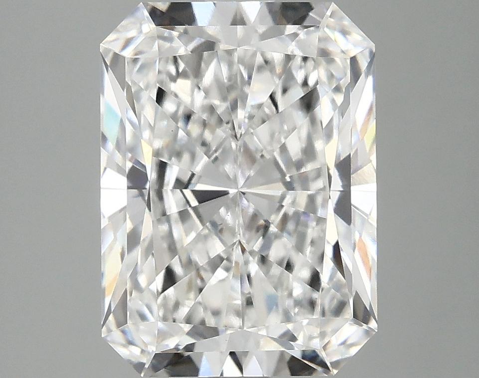 4.09 Carat Radiant Shaped Excellent Cut VS1 IGI Certified Lab Grown Diamond