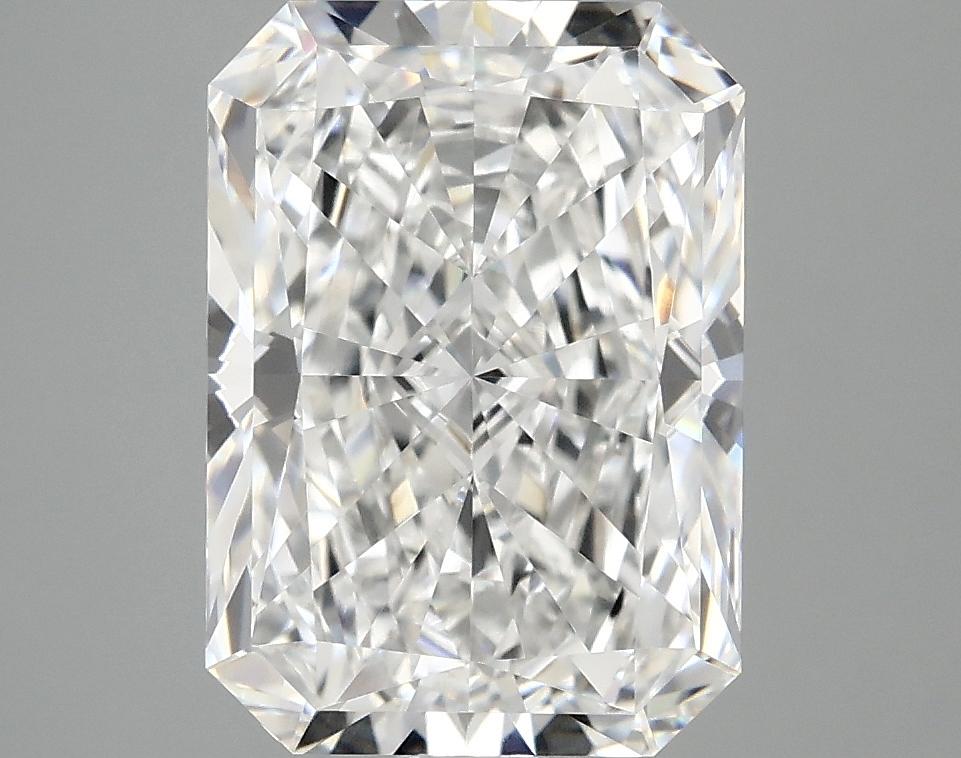 4.04 Carat Radiant Shaped Ideal Cut VVS2 IGI Certified Lab Grown Diamond