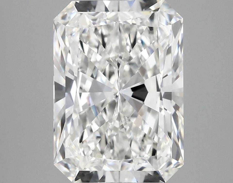 3.92 Carat Radiant Shaped Ideal Cut VVS2 IGI Certified Lab Grown Diamond