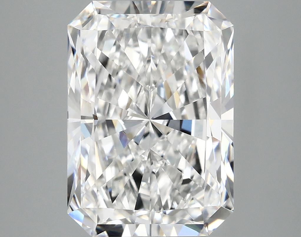 3.94 Carat Radiant Shaped Ideal Cut VVS2 IGI Certified Lab Grown Diamond