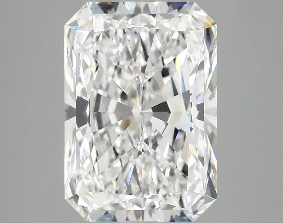 3.1 Carat Radiant Shaped Ideal Cut VVS2 IGI Certified Lab Grown Diamond