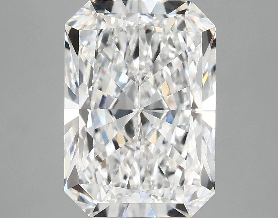 4.14 Carat Radiant Shaped Ideal Cut VVS2 IGI Certified Lab Grown Diamond