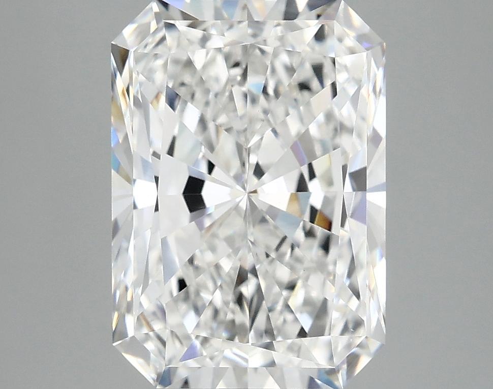 4.04 Carat Radiant Shaped Ideal Cut VVS2 IGI Certified Lab Grown Diamond