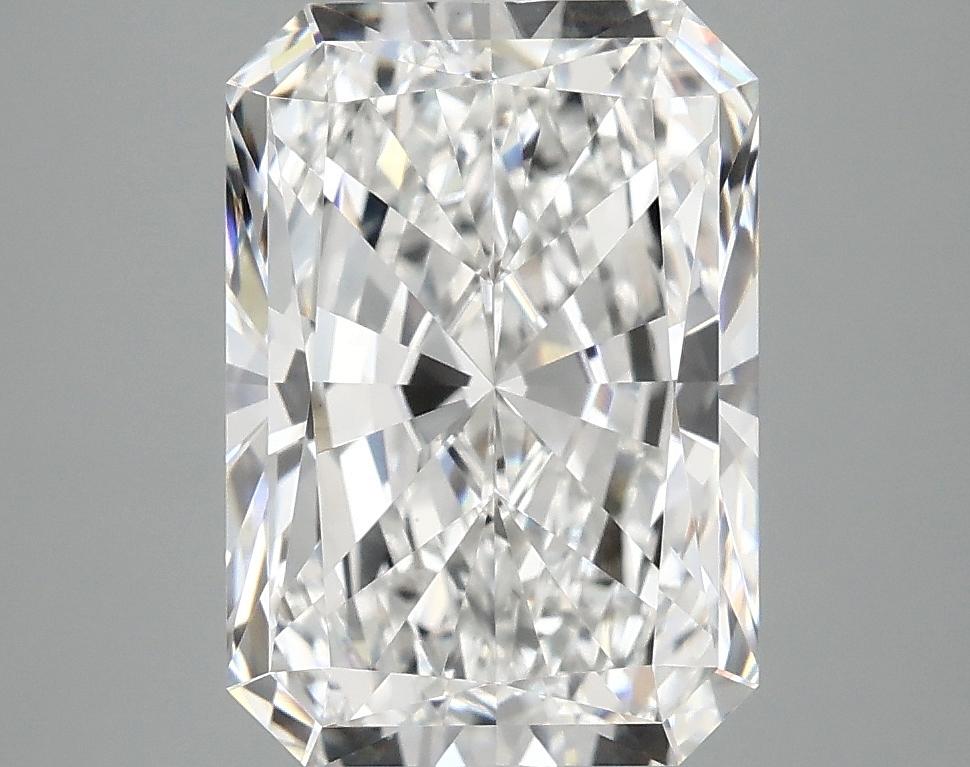 3.94 Carat Radiant Shaped Ideal Cut VVS2 IGI Certified Lab Grown Diamond