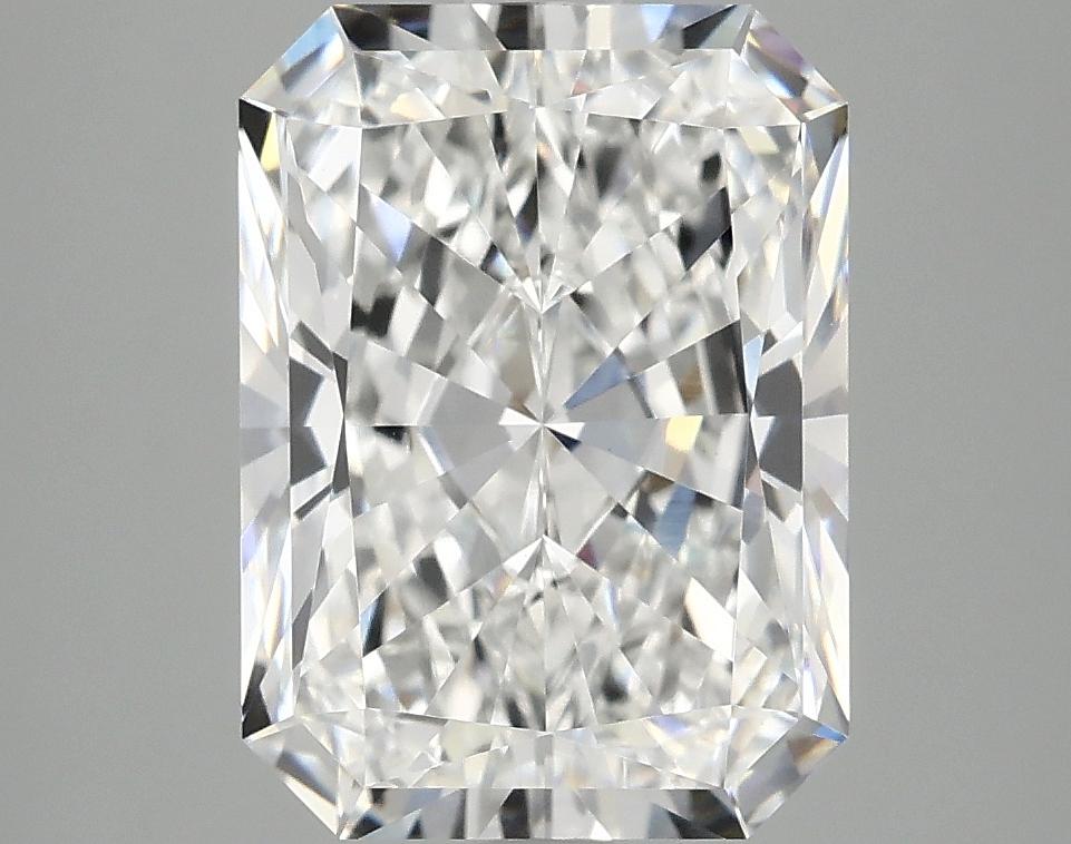 4.09 Carat Radiant Shaped Excellent Cut VVS2 IGI Certified Lab Grown Diamond