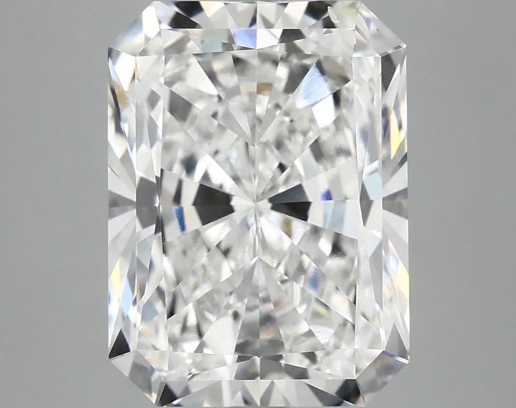5.1 Carat Radiant Shaped Excellent Cut SI1 IGI Certified Lab Grown Diamond