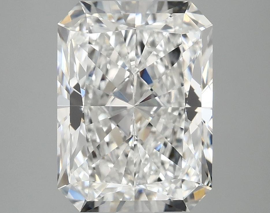 4.05 Carat Radiant Shaped Excellent Cut VVS2 IGI Certified Lab Grown Diamond