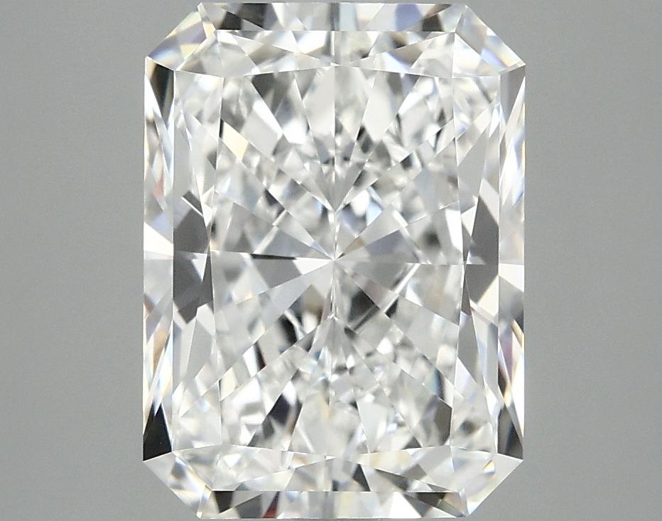 4.04 Carat Radiant Shaped Excellent Cut VVS2 IGI Certified Lab Grown Diamond
