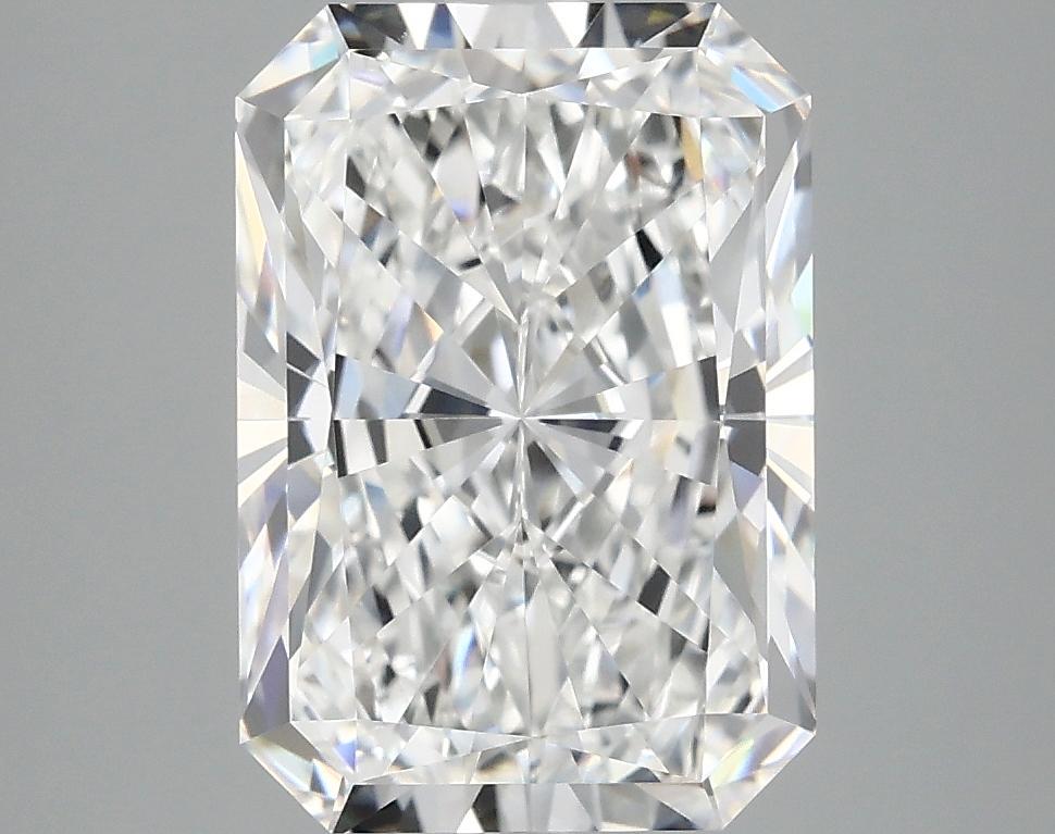 4.05 Carat Radiant Shaped Ideal Cut VVS2 IGI Certified Lab Grown Diamond
