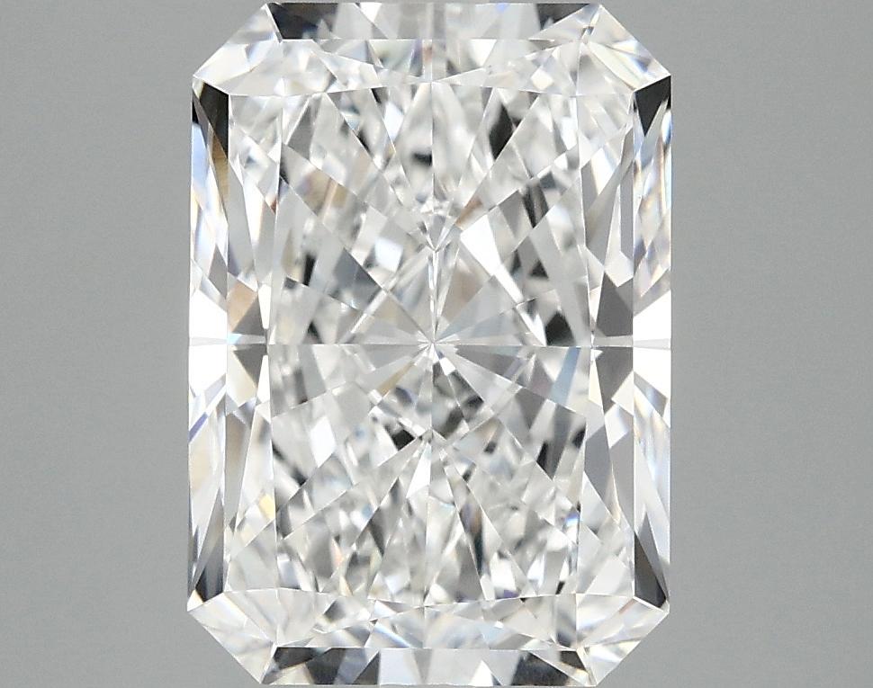 3.94 Carat Radiant Shaped Ideal Cut VVS2 IGI Certified Lab Grown Diamond