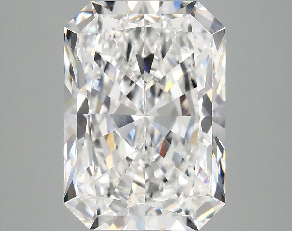 4.07 Carat Radiant Shaped Ideal Cut VVS2 IGI Certified Lab Grown Diamond