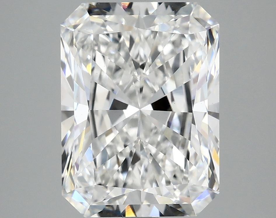 4.05 Carat Radiant Shaped Excellent Cut VS1 IGI Certified Lab Grown Diamond