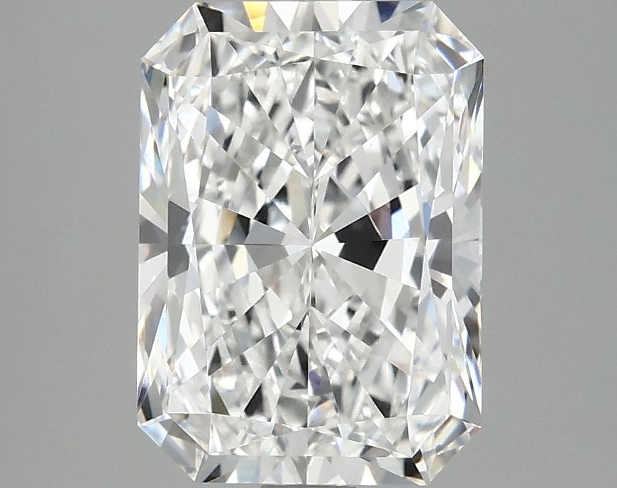 3.07 Carat Radiant Shaped Ideal Cut VVS2 IGI Certified Lab Grown Diamond