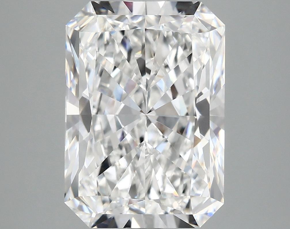 4.07 Carat Radiant Shaped Ideal Cut VVS2 IGI Certified Lab Grown Diamond