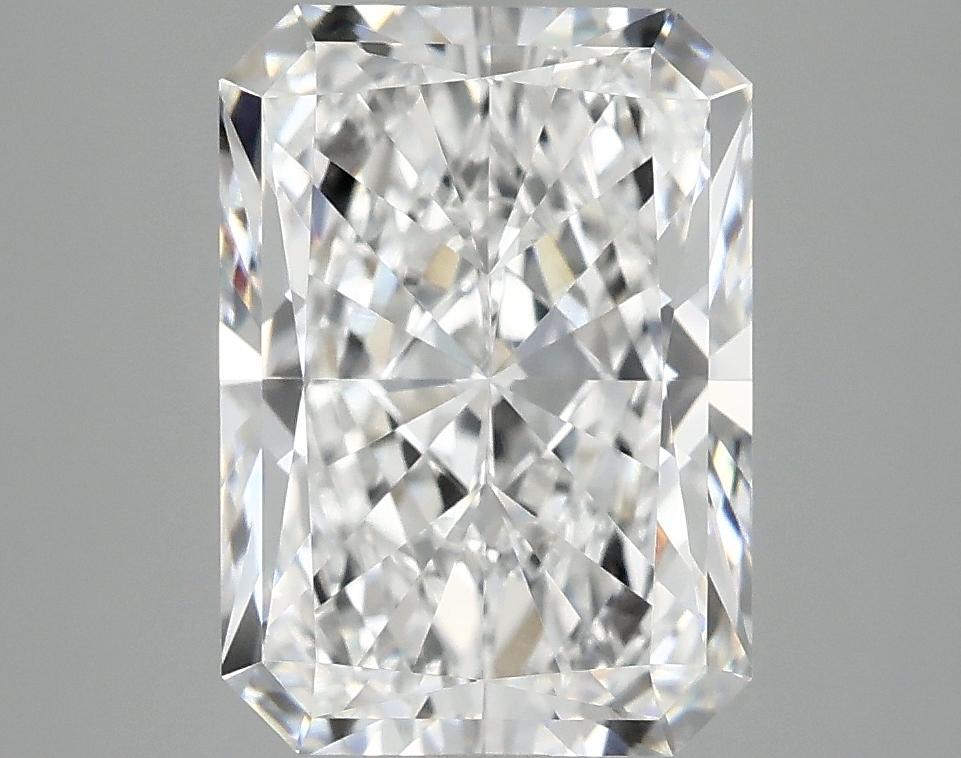 3.9 Carat Radiant Shaped Ideal Cut VVS2 IGI Certified Lab Grown Diamond